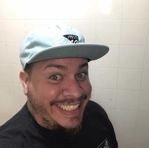 Meet your Posher, Emmanuel